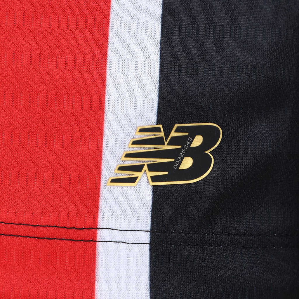 https://static.saostore.com.br/produtos/camisa-sao-paulo-ii-2425-sn-torcedor-new-balance-masculina/56/39U-9333-056/39U-9333-056_zoom6.jpg