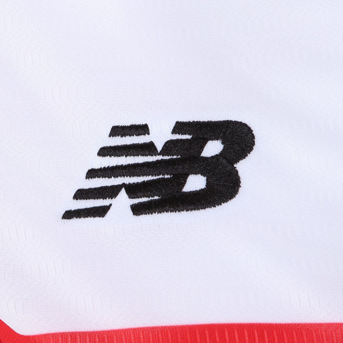https://static.saostore.com.br/produtos/camisa-sao-paulo-i-2425-sn-torcedor-new-balance-feminina/24/39V-0273-024/39V-0273-024_zoom4.jpg?ts=1774340750