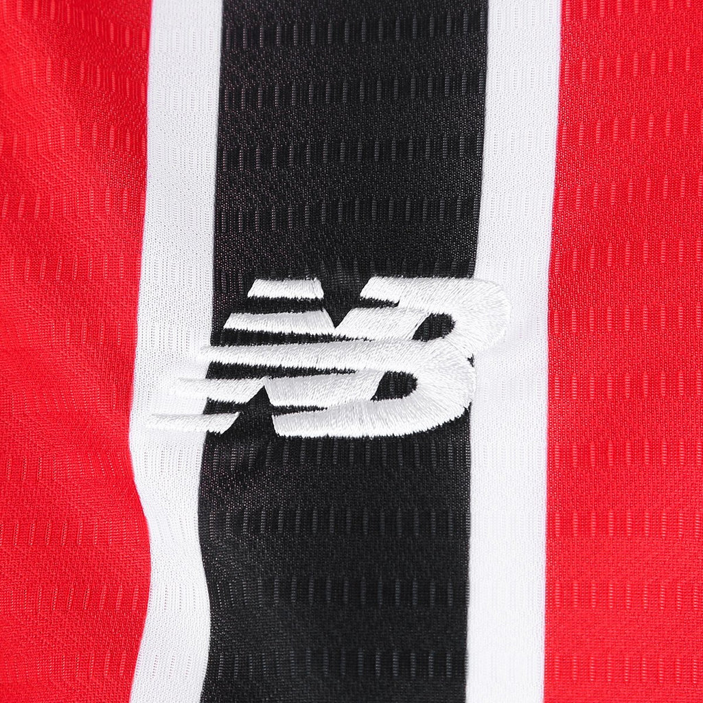 https://static.saostore.com.br/produtos/camisa-sao-paulo-ii-2425-sn-torcedor-new-balance-feminina/56/39V-0276-056/39V-0276-056_zoom4.jpg