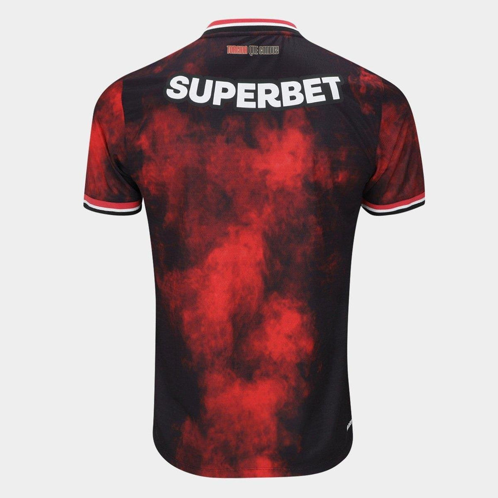 https://static.saostore.com.br/produtos/camisa-sao-paulo-2425-iii-sn-torcedor-comemorativa-new-balance-masculina/02/39V-0544-002/39V-0544-002_zoom2.jpg?ts=1778992601
