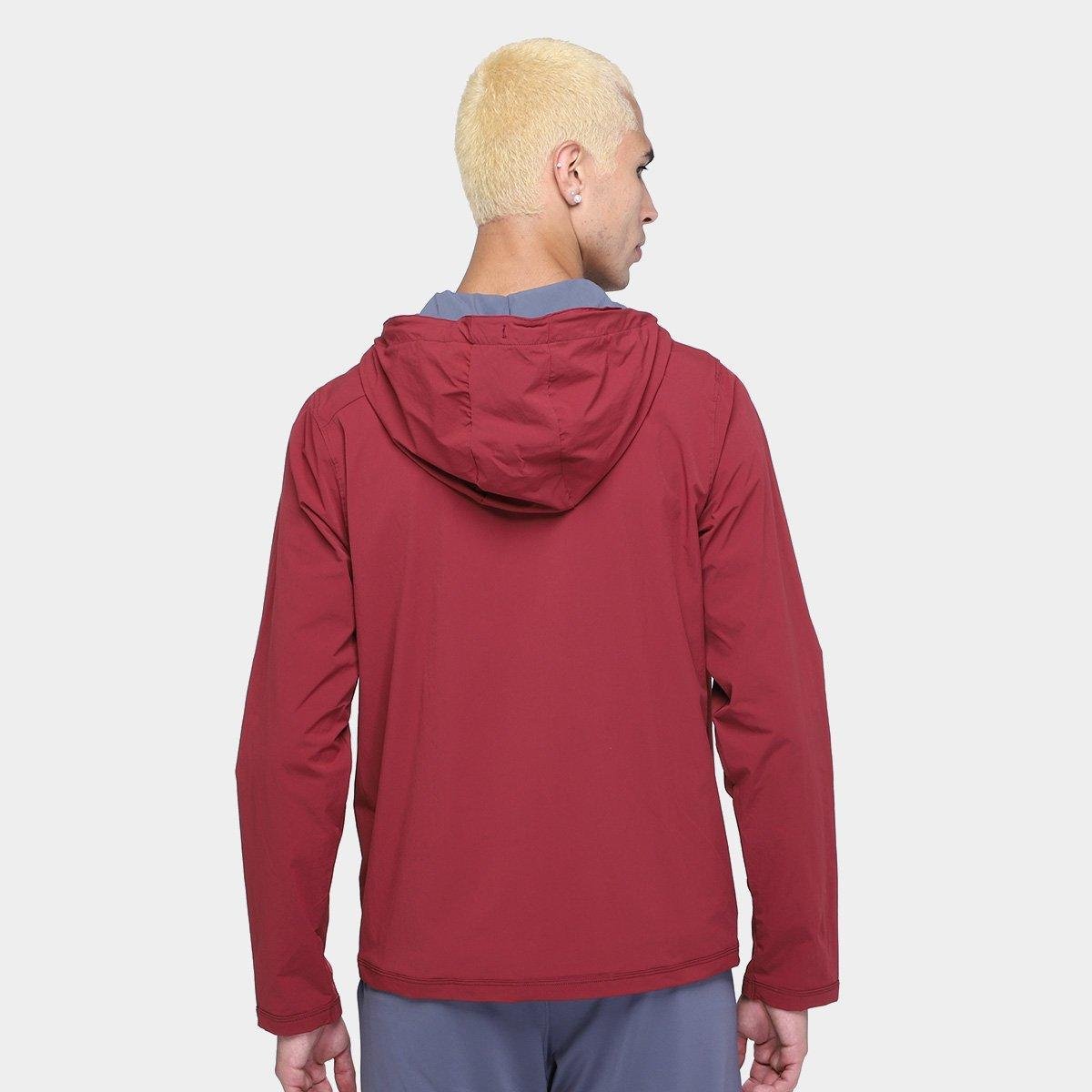https://static.saostore.com.br/produtos/jaqueta-sao-paulo-2526-viagem-new-balance-masculina/57/39V-1554-857/39V-1554-857_zoom2.jpg?ts=1778992222
