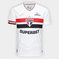 https://static.saostore.com.br/produtos/camisa-sao-paulo-i-2526-jogador-new-balance-masculina/24/39V-1636-024/39V-1636-024_zoom1.jpg?ts=1778617198
