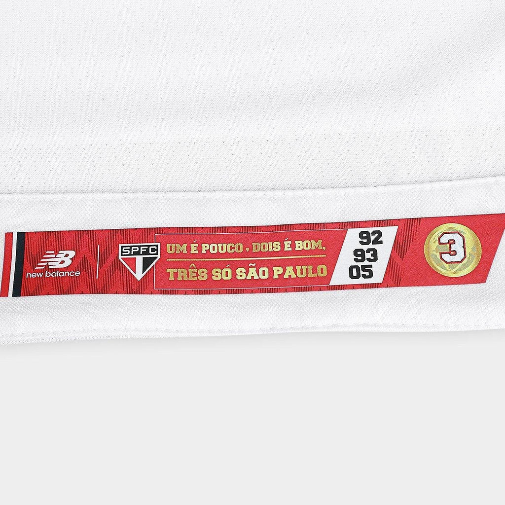 https://static.saostore.com.br/produtos/camisa-sao-paulo-i-2526-jogador-new-balance-masculina/24/39V-1636-024/39V-1636-024_zoom6.jpg