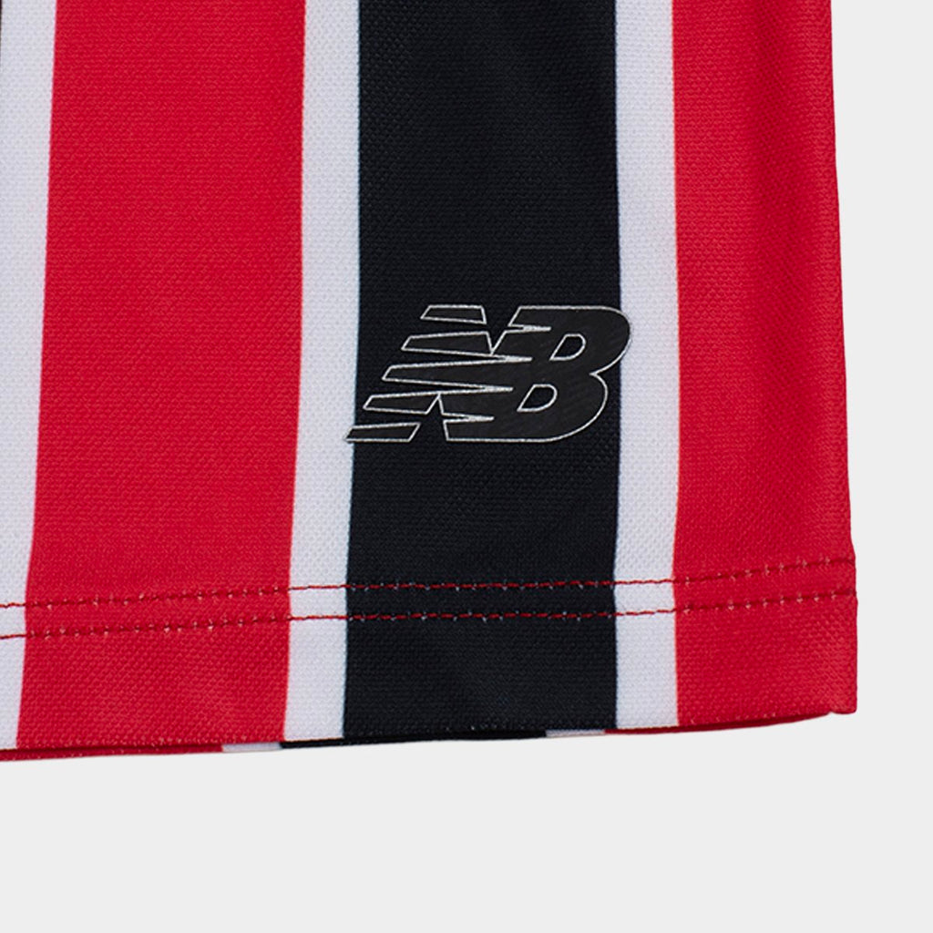 https://static.saostore.com.br/produtos/kit-infantil-sao-paulo-ii-2627-new-balance/56/39V-24VM-056/39V-24VM-056_zoom4.jpg