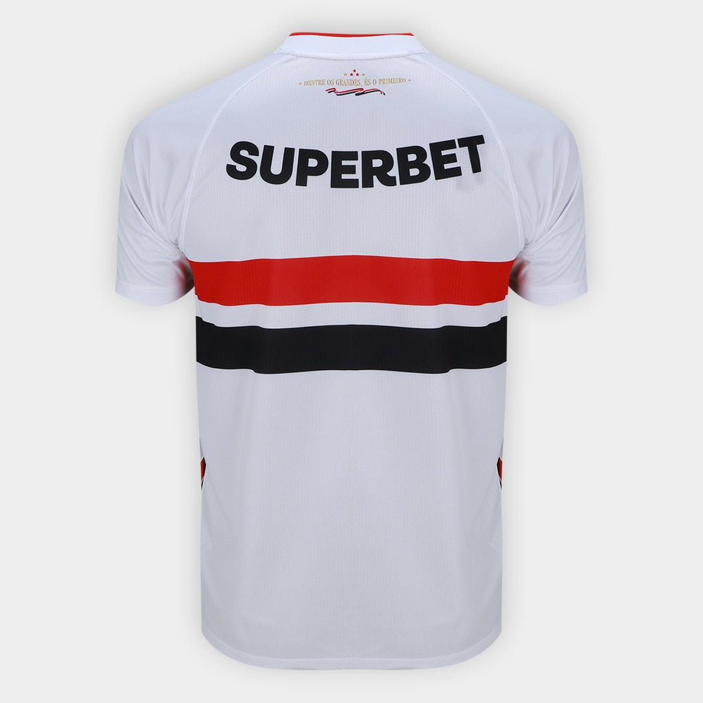 https://static.saostore.com.br/produtos/camisa-sao-paulo-i-2627-torcedor-new-balance-masculina/24/39V-24VR-024/39V-24VR-024_zoom2.jpg?ts=1778991694