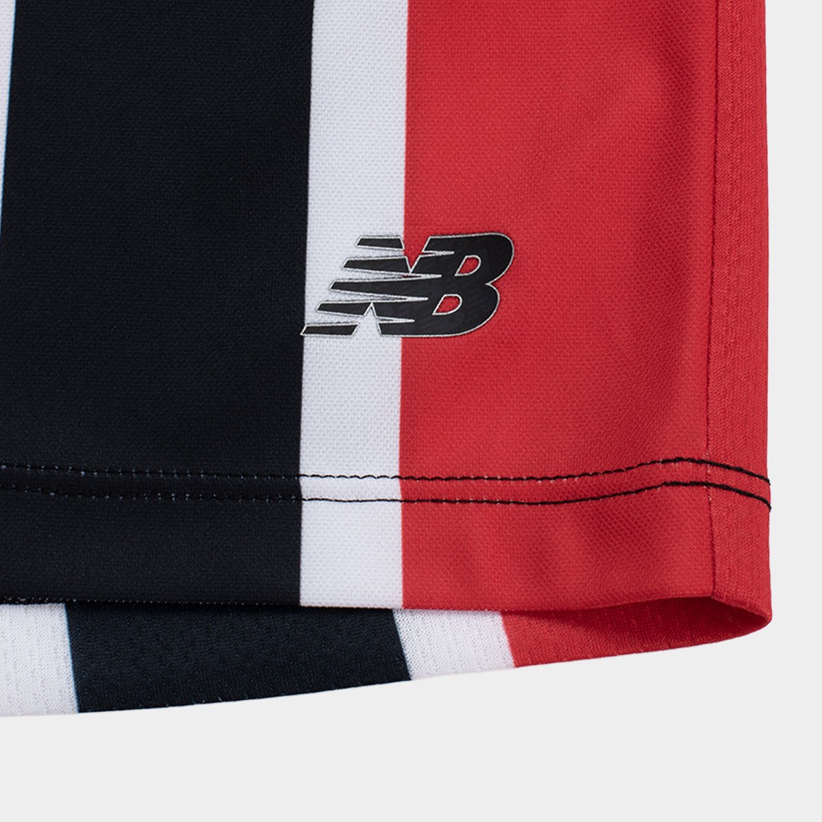 https://static.saostore.com.br/produtos/camisa-sao-paulo-ii-2627-torcedor-new-balance-masculina/56/39V-24VS-056/39V-24VS-056_zoom8.jpg?ts=1778989784