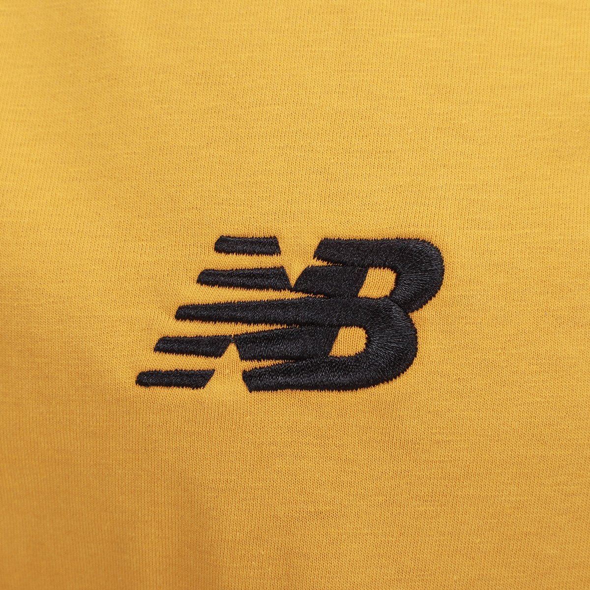 https://static.saostore.com.br/produtos/camisa-polo-sao-paulo-concentracao-2627-new-balance-masculino/89/39V-24VU-089/39V-24VU-089_zoom4.jpg