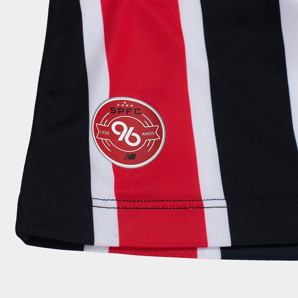 https://static.saostore.com.br/produtos/camisa-infantil-sao-paulo-ii-2627-torcedor-new-balance/56/39V-24VY-056/39V-24VY-056_zoom5.jpg?ts=1778733846