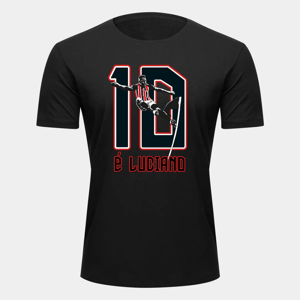 https://static.saostore.com.br/produtos/camiseta-sao-paulo-e-luciano-10/06/D65-6697-006/D65-6697-006_zoom1.jpg