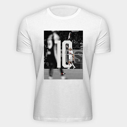 https://static.saostore.com.br/produtos/camiseta-sao-paulo-luciano-10-masculina/14/D65-687C-014/D65-687C-014_detalhe1.jpg