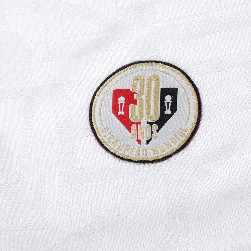 https://static.saostore.com.br/produtos/camiseta-sao-paulo-retromania-tokio-1993-masculina/14/T70-2224-014/T70-2224-014_zoom4.jpg?ts=1779184206